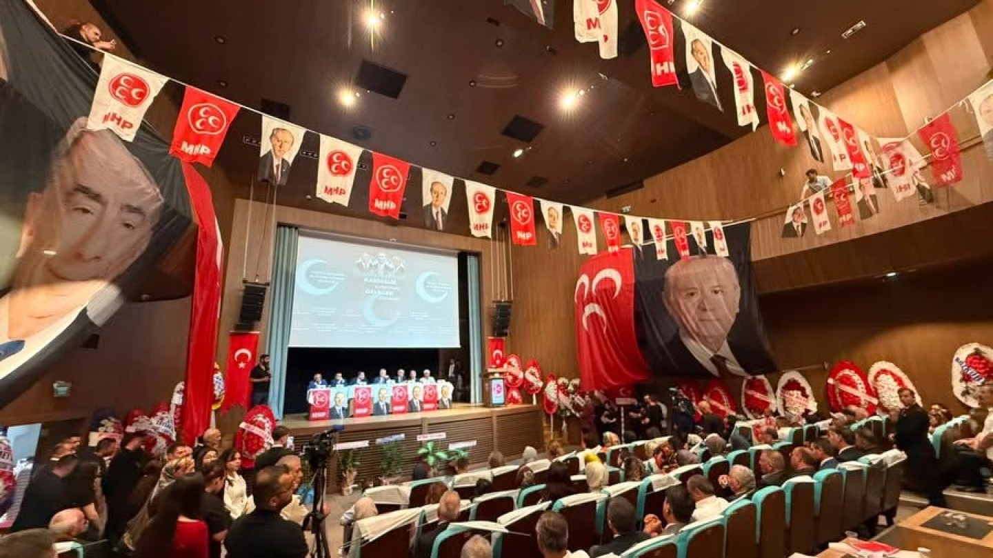 “Kardeşlik Kalbimizde, Gelecek Aklımızda “ anlayışıyla Genel Başkan Yardımcımız Sn. Sadir Durmaz’ın katılımı ile 15. Olağan Yozgat İl Kongremize Ilçe Başkanımız Muaz Ağan, lIçe Yonetimimiz, Belediye Başkanlarımız, İlGenel Meclis Uyelerimiz ve Belediye Meclis Üyelerimiz , KAÇEP Teşkilatımız ile katılım sağladık. Yeniden göreve seçilen İl Başkanımız 